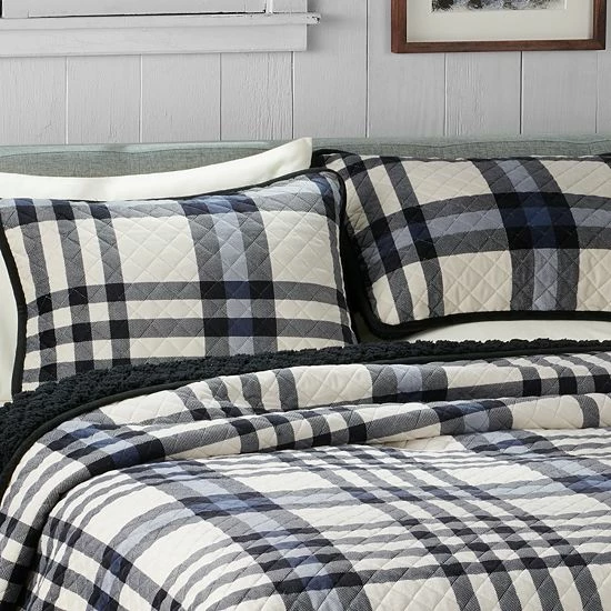 Cuddl Duds® Cozy Velvet Quilt Set With Shams Gray Plaid 2 Cuddl Duds® Cozy Velvet Quilt Set With Shams Gray Plaid - Image 2