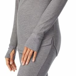 Women's Cuddl Duds® Long Sleeve Split V-Neck Stretch Thermal Top Grey Buffalo Check -Cuddl Duds Shop unnamed file 1306